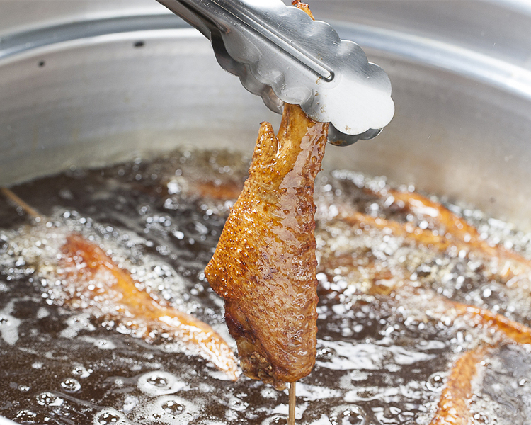 第8回からあげグランプリ“とめ手羽” が8年連続金賞を受賞!